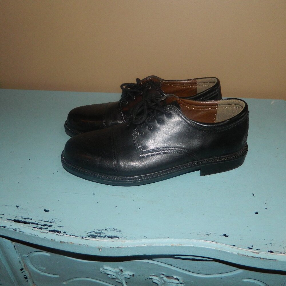 Dockers Mens Gordon Black Leather Cap Toe Oxford Dress Shoe 090-2214 Size 10M